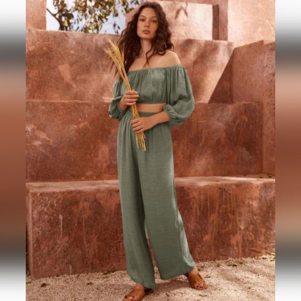 Off the shoulder top & pant set